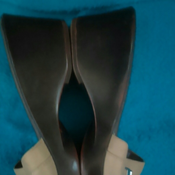 Cozy Wedge Slides - Picture 5 of 6